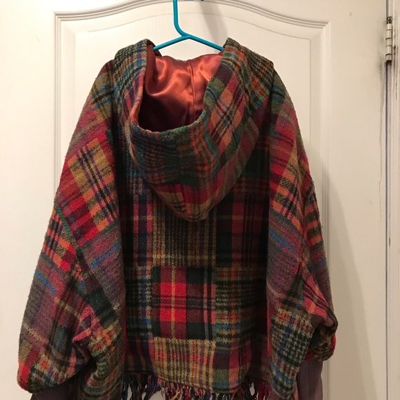 Vintage Child  hooded Plaid Cape - Bside by Boy London - Picture 3 of 10